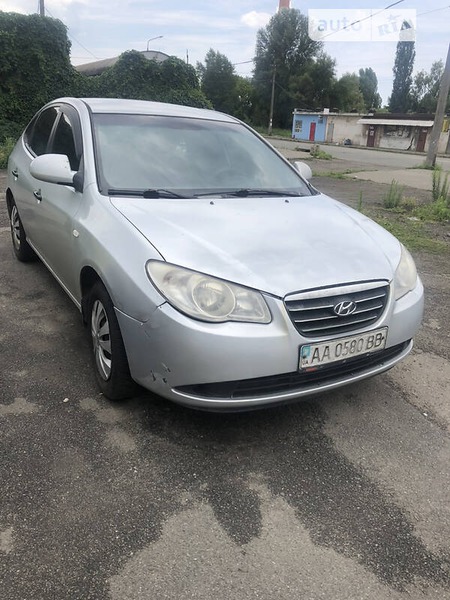 Hyundai Elantra 2007  випуску Київ з двигуном 1.6 л  седан механіка за 3497 долл. 