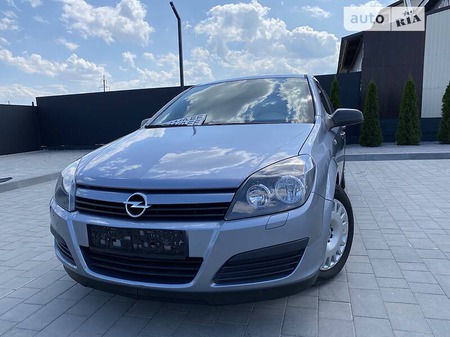 Opel Astra 2004  випуску Хмельницький з двигуном 1.6 л бензин хэтчбек механіка за 5150 долл. 