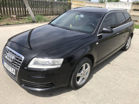 Audi A6 Limousine 2006  випуску Івано-Франківськ з двигуном 2 л бензин універсал автомат за 7900 долл. 