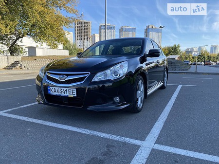 Subaru Legacy 2010  випуску Київ з двигуном 2 л бензин седан автомат за 8500 долл. 
