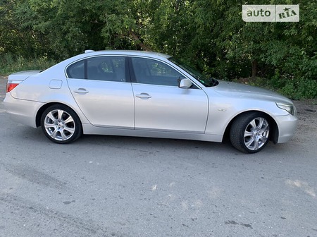 BMW 525 2004  випуску Київ з двигуном 2.5 л дизель седан автомат за 7950 долл. 