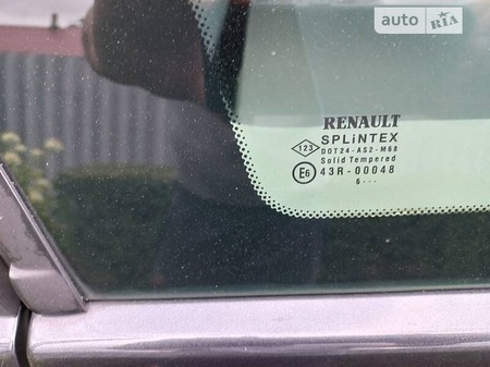Renault Scenic 2006  випуску Суми з двигуном 1.6 л бензин мінівен механіка за 5890 долл. 