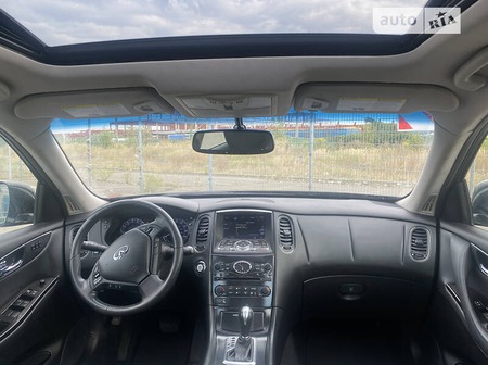 Infiniti QX50 2017  випуску Київ з двигуном 3.7 л бензин позашляховик автомат за 13800 долл. 