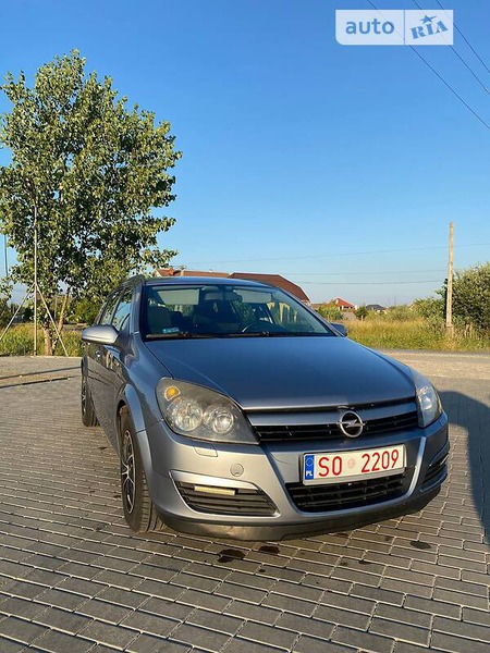 Opel Astra 2005  випуску Ужгород з двигуном 1.7 л дизель універсал механіка за 4700 долл. 
