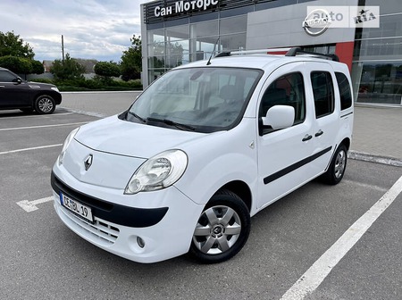 Renault Kangoo 2009  випуску Полтава з двигуном 1.6 л  мінівен механіка за 7800 долл. 