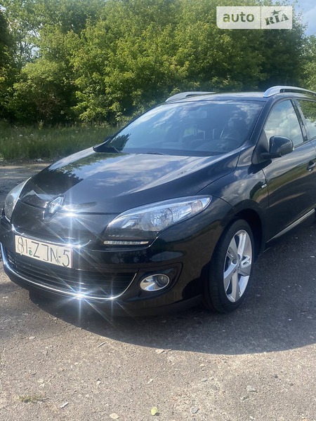 Renault Megane 2012  випуску Київ з двигуном 1.5 л дизель універсал механіка за 8999 долл. 