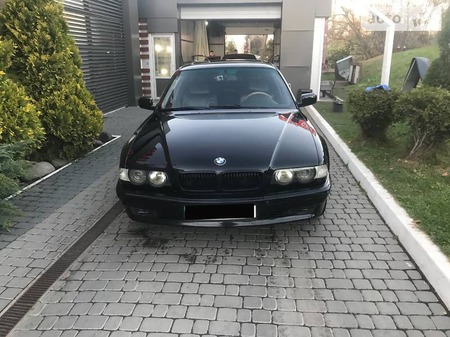 BMW 740 1995  випуску Львів з двигуном 4.4 л  седан автомат за 6900 долл. 