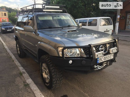 Nissan Patrol 2005  випуску Львів з двигуном 3 л дизель позашляховик автомат за 18500 долл. 