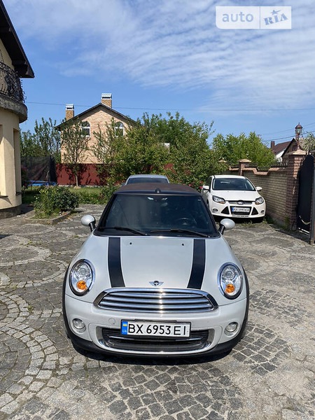 Mini Cooper 2013  випуску Хмельницький з двигуном 1.6 л бензин кабріолет автомат за 11500 долл. 