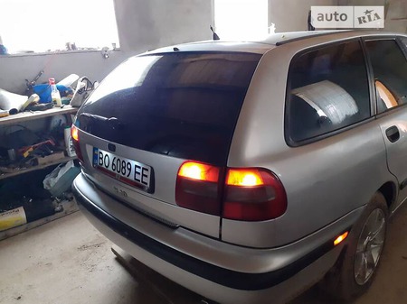 Volvo V40 1999  випуску Тернопіль з двигуном 1.7 л бензин універсал механіка за 3000 долл. 