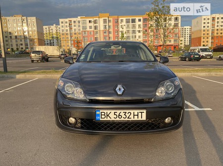 Renault Laguna 2010  випуску Одеса з двигуном 1.5 л дизель ліфтбек механіка за 6799 долл. 