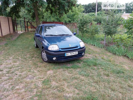 Renault Clio 1999  випуску Київ з двигуном 1.6 л бензин хэтчбек автомат за 3500 долл. 