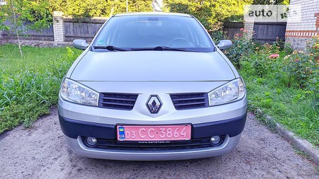 Renault Megane 2006  випуску Полтава з двигуном 0 л бензин седан механіка за 5599 долл. 