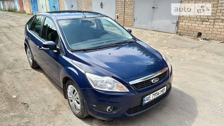 Ford Focus 2010  випуску Дніпро з двигуном 1.6 л бензин хэтчбек механіка за 6100 долл. 