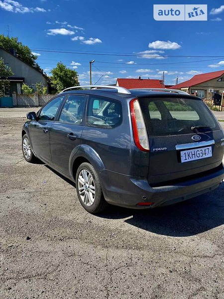 Ford Focus 2008  випуску Дніпро з двигуном 1.8 л  універсал механіка за 5900 долл. 