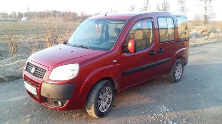 Fiat Doblo 2008  випуску Львів з двигуном 1.3 л дизель мінівен механіка за 5700 долл. 