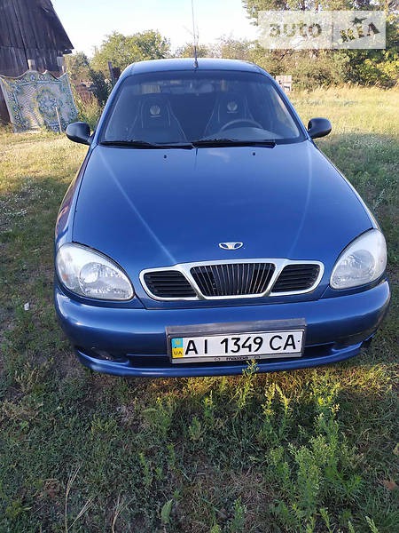 Daewoo Lanos 2008  випуску Київ з двигуном 1.5 л бензин седан механіка за 2500 долл. 