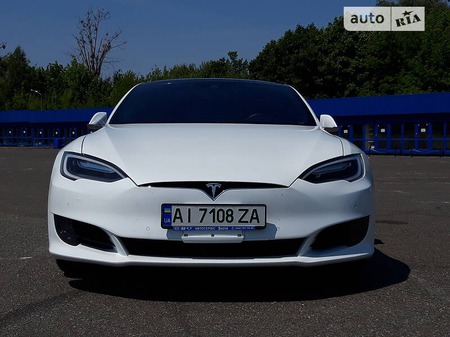 Tesla S 2016  випуску Київ з двигуном 0 л електро ліфтбек автомат за 39999 долл. 