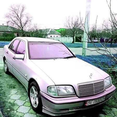 Mercedes-Benz C 180 1998  випуску Миколаїв з двигуном 1.8 л  седан механіка за 3800 долл. 