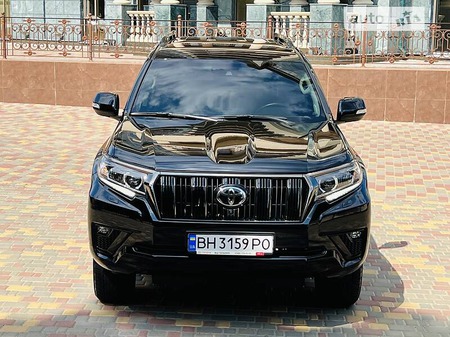 Toyota Land Cruiser Prado 2020  випуску Одеса з двигуном 4 л бензин позашляховик автомат за 47500 долл. 