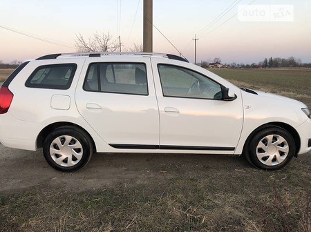 Dacia Logan MCV 2013  випуску Івано-Франківськ з двигуном 1.5 л дизель універсал механіка за 7999 долл. 