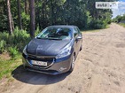 Peugeot 208 2014 Львів 1.6 л  хэтчбек механіка к.п.