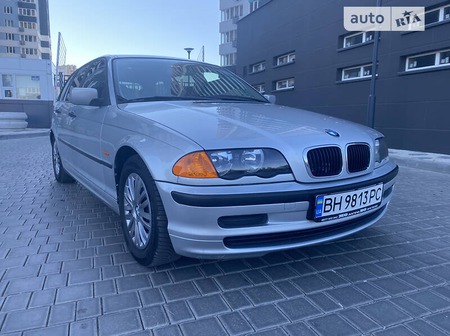BMW 318 1999  випуску Одеса з двигуном 1.9 л бензин універсал механіка за 4200 долл. 