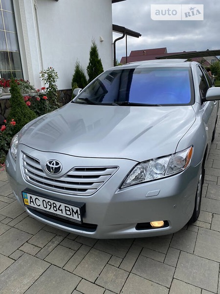 Toyota Camry 2006  випуску Луцьк з двигуном 2.4 л  седан  за 11000 долл. 