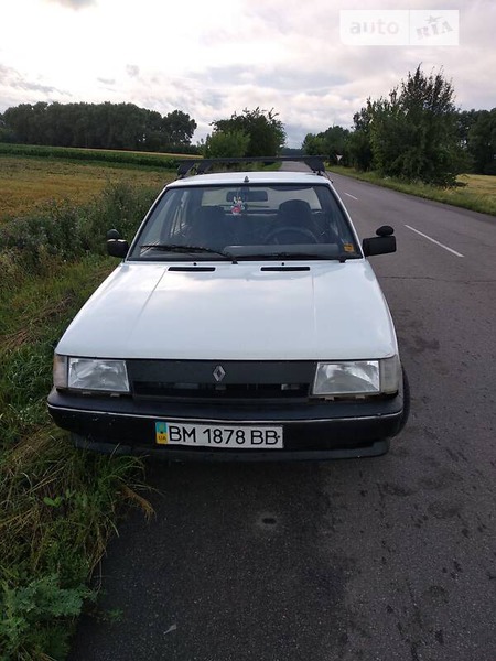 Renault 11 1987  випуску Суми з двигуном 1.4 л бензин хэтчбек механіка за 750 долл. 