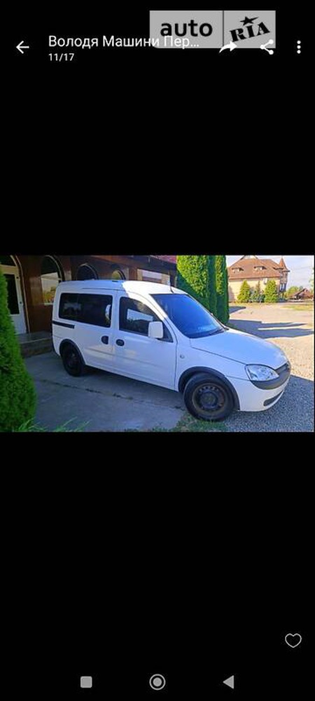 Opel Combo Life 2006  випуску Ужгород з двигуном 1.6 л  мінівен механіка за 3500 долл. 