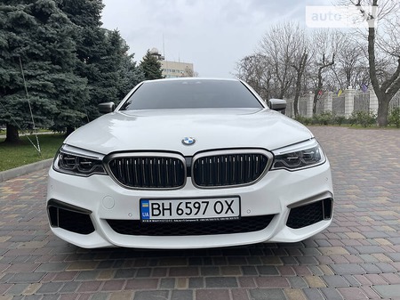 BMW 550 2018  випуску Одеса з двигуном 4.4 л бензин седан автомат за 48900 долл. 