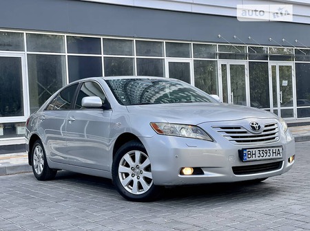 Toyota Camry 2006  випуску Одеса з двигуном 2.4 л бензин седан автомат за 8550 долл. 