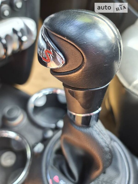 Mini Clubman 2008  випуску Дніпро з двигуном 1.6 л бензин універсал автомат за 10200 долл. 