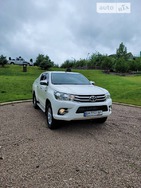 Toyota Hilux 2017 Київ 2.4 л  пікап механіка к.п.