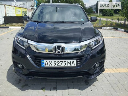 Honda HR-V 2021  випуску Харків з двигуном 1.8 л бензин позашляховик автомат за 21000 долл. 