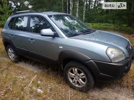 Hyundai Tucson 2007  випуску Київ з двигуном 2 л  мінівен механіка за 7000 долл. 