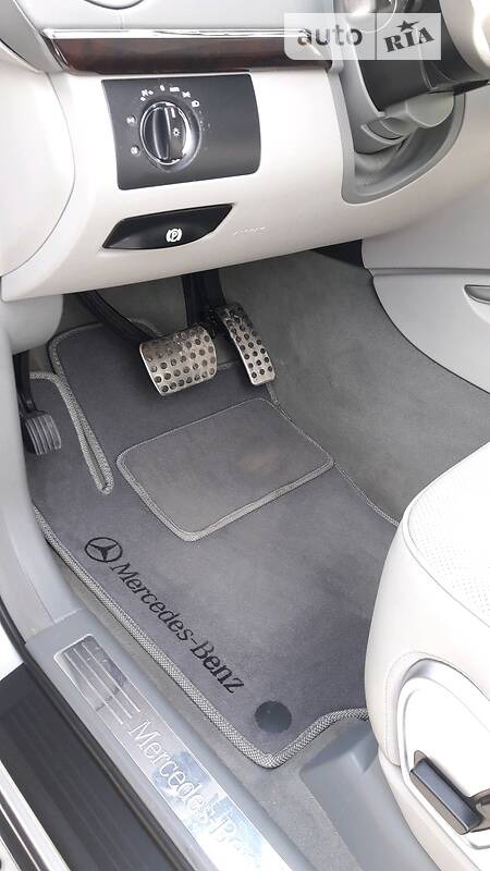 Mercedes-Benz ML 350 2010  випуску Київ з двигуном 0 л дизель позашляховик автомат за 19000 долл. 
