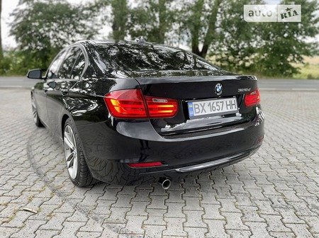 BMW 328 2013  випуску Хмельницький з двигуном 2 л дизель седан автомат за 15600 долл. 