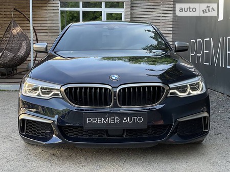 BMW 550 2018  випуску Київ з двигуном 3 л дизель седан автомат за 77000 долл. 