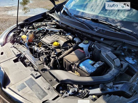 Renault Kadjar 2017  випуску Рівне з двигуном 1.6 л дизель позашляховик механіка за 15800 долл. 