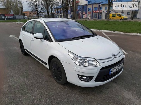 Citroen C4 2009  випуску Житомир з двигуном 1.6 л бензин хэтчбек механіка за 5500 долл. 