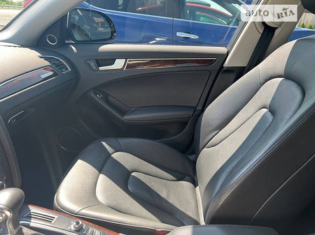 Audi A4 allroad quattro 2013  випуску Київ з двигуном 2 л бензин універсал автомат за 16950 долл. 