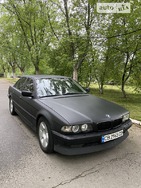 BMW 750 1995 Чернігів 3 л  седан автомат к.п.
