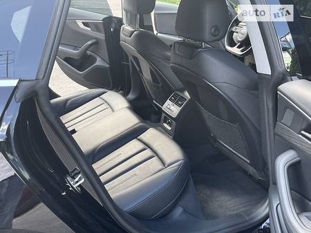 Audi A5 Sportback 2018  випуску Дніпро з двигуном 2 л дизель седан автомат за 38900 долл. 