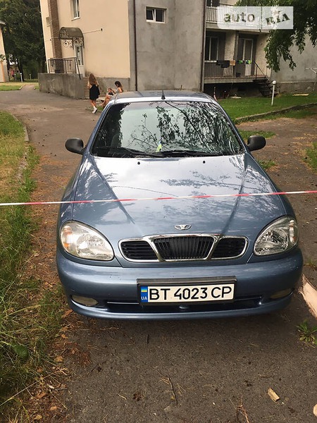 Daewoo Lanos 2008  випуску Луцьк з двигуном 1.5 л  хэтчбек механіка за 2900 долл. 