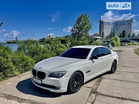 BMW 750 2008  випуску Київ з двигуном 4.4 л бензин седан автомат за 16500 долл. 