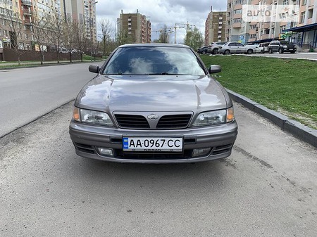 Nissan Maxima 1996  випуску Київ з двигуном 2 л бензин седан механіка за 3000 долл. 