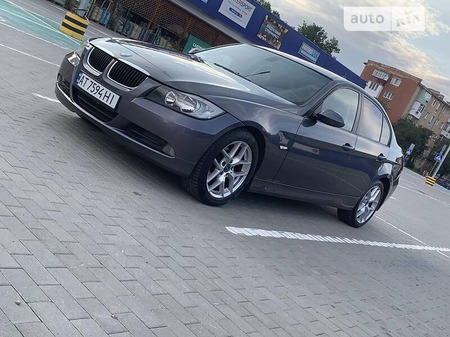 BMW 318 2006  випуску Івано-Франківськ з двигуном 2 л дизель седан механіка за 6800 долл. 