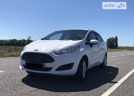 Ford Fiesta 2018  випуску Херсон з двигуном 1.6 л бензин седан автомат за 11000 долл. 