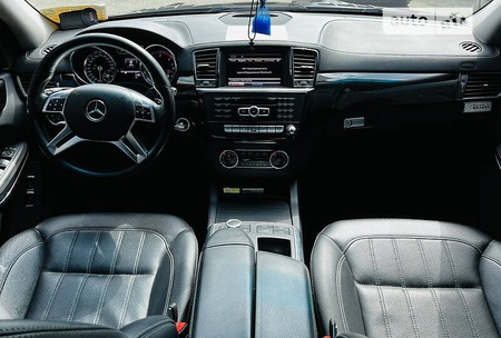 Mercedes-Benz GL 350 2013  випуску Київ з двигуном 3 л дизель позашляховик автомат за 43000 долл. 